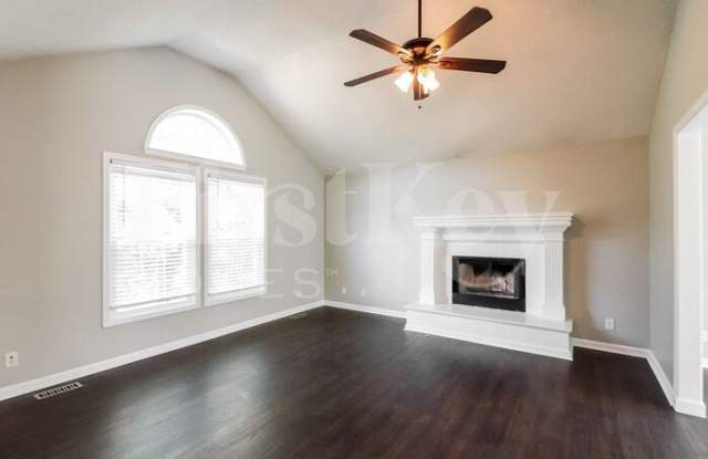 311 Southwest Creek Ridge Drive .