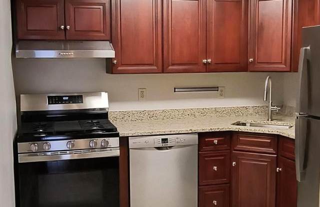 2038 FOUNTAIN STREET