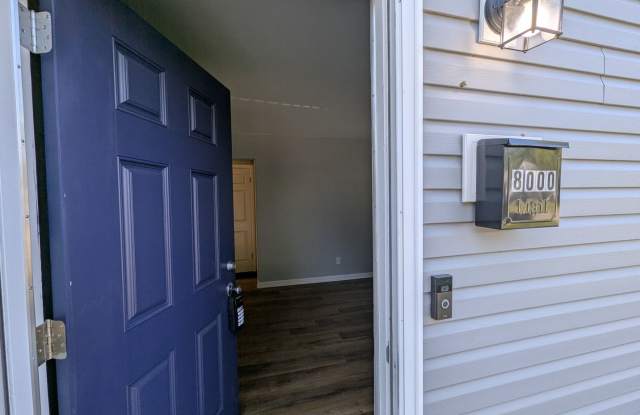 Cutest Corner Lot - Section 8 Friendly