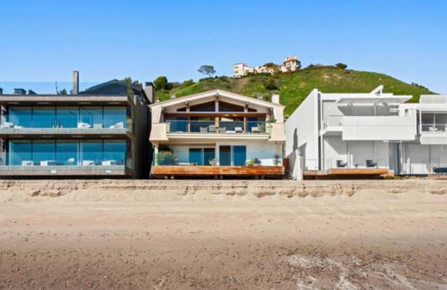 22148 Pacific Coast Hwy