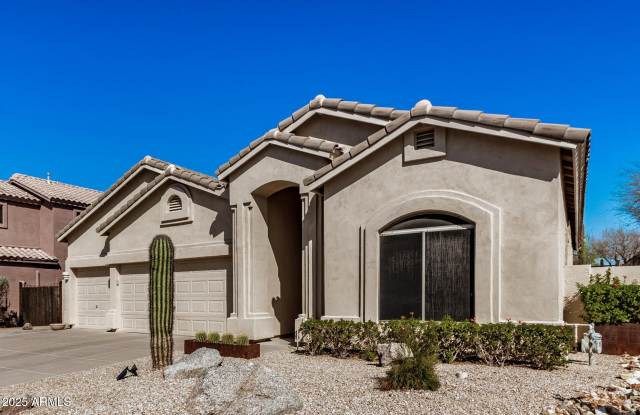 7760 E WESTERN HILLS Street