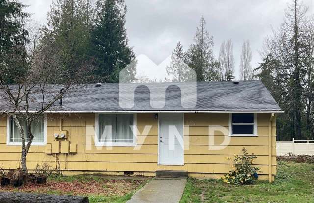 107 Sunnyhill Rd W - 107 Sunnyhill Road West, Kitsap County, WA 98312