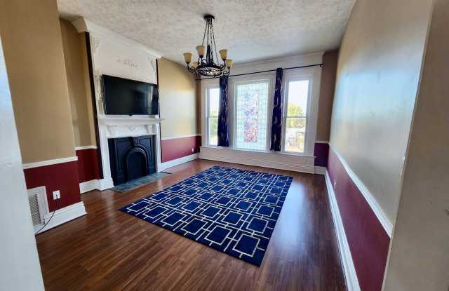 Photo of 1816 West Jefferson Street