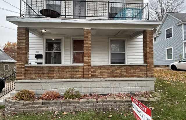 Photo of 537 Eastern Ave NE