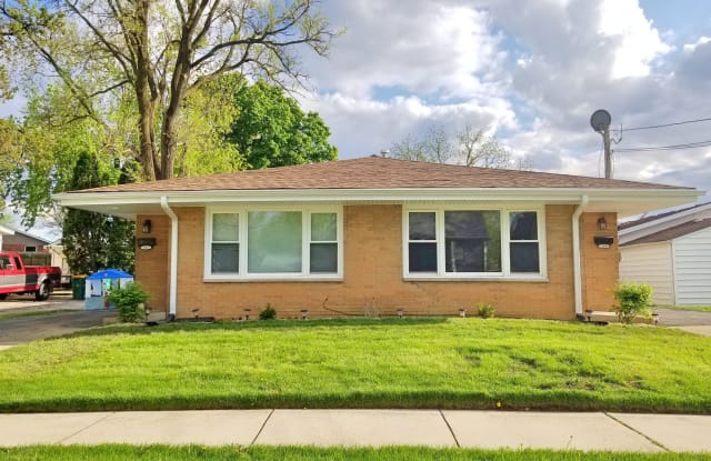 211 East 19th Street - 211 East 19th Street, Lockport, IL 60441