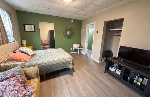 302 N Spring - Apt 2