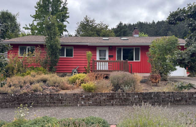 South Eugene Home