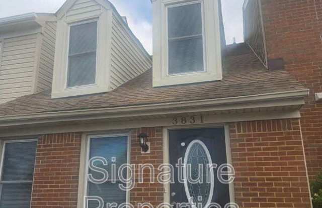 Photo of 3831 Buchanan Dr