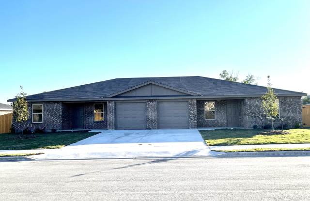 1804 EMMA NAYLOR COURT - 2