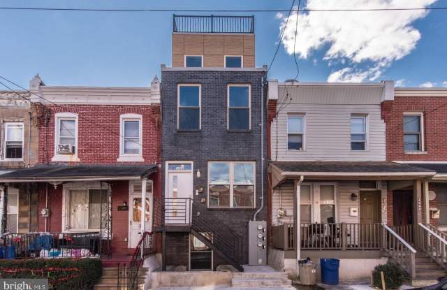 Photo of 3958 MOUNT VERNON Street unit: 2