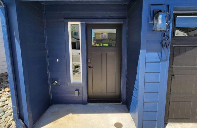 3 Bedroom 2.5 Bath in Winlock