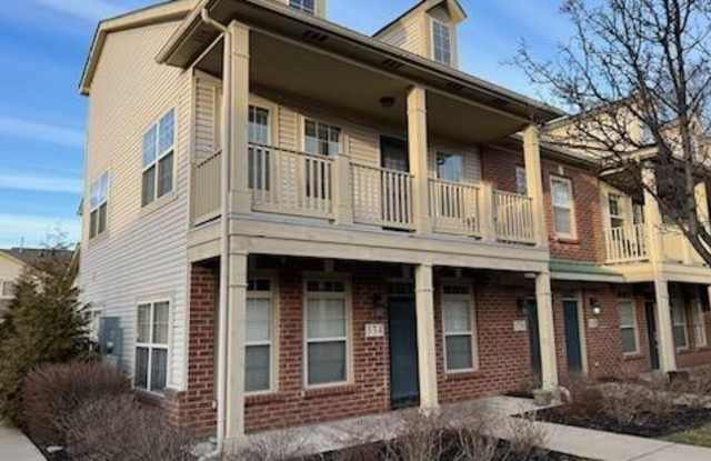 536 RIVIERA Court