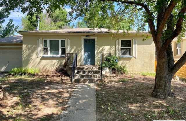 Adorable Two Bedroom House!