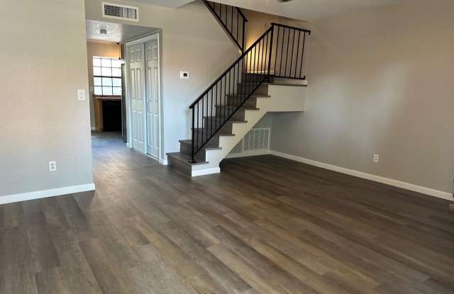 3491 N ARIZONA Avenue unit: 20