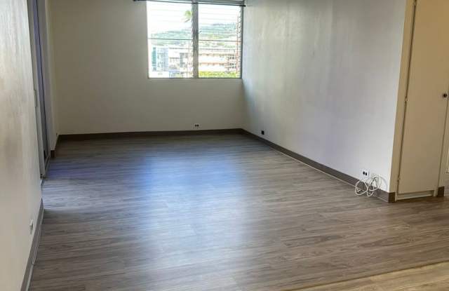 121DP- 2651 Kuilei Street #B-21