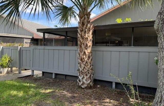 4065 NW Cinnamon Tree Circle