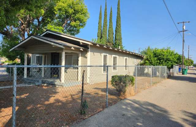 584 West Dinuba Avenue
