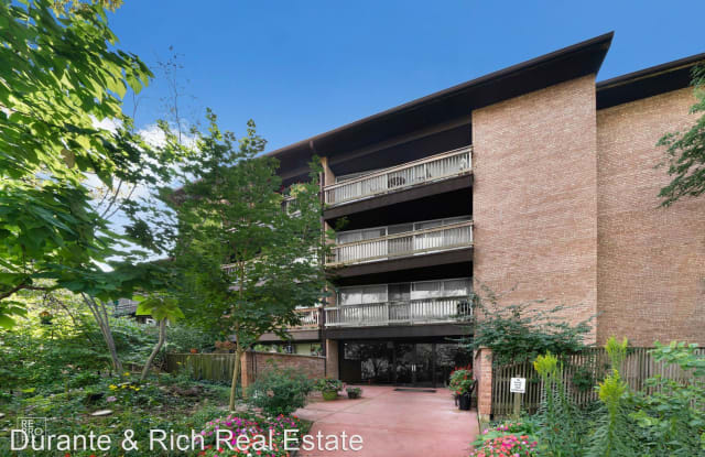 5700 Hillcrest Lane Unit 3M - 5700 Hillcrest Lane, DuPage County, IL 60532