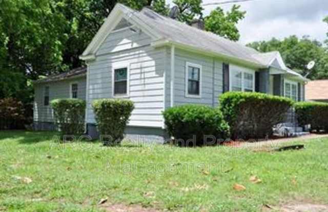 354 Hamilton E Holmes Drive Northwest