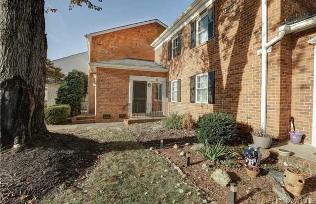 Amenities and Utilities included Richmond Condo Near VCU and UR