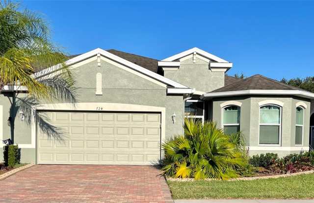 724 CHIPPER DRIVE