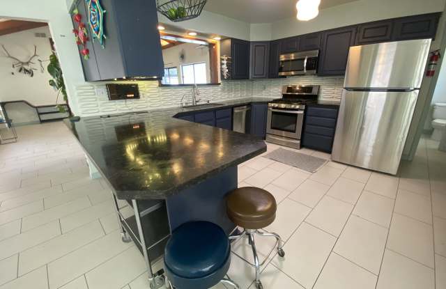 1516 Elizabeth Avenue