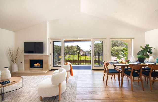 Photo of 2452 Azure Coast Dr