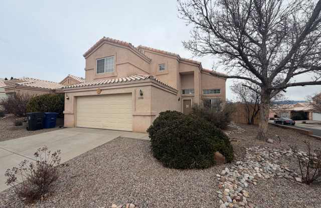 3 Bedroom Home Near Unser Blvd NW  McMahon Blvd NW!