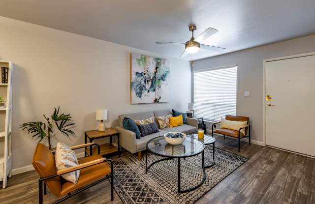 Arches Apartment Homes