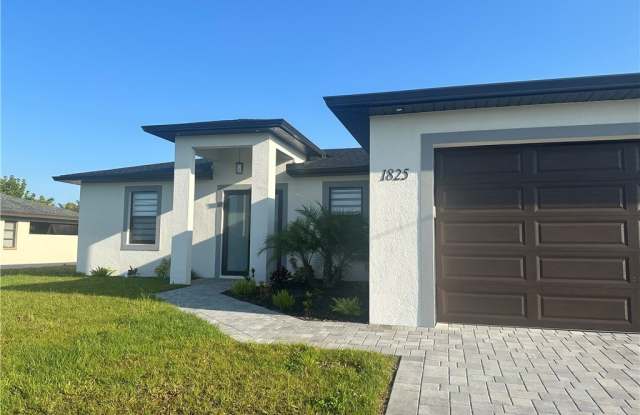 1825 NE 20th Terrace