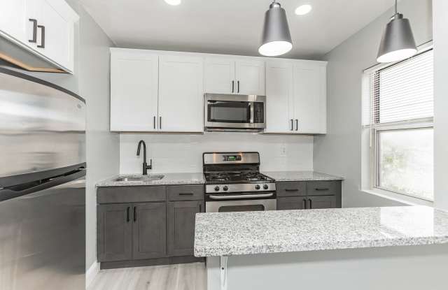 Photo of Courtyard Park Apartments