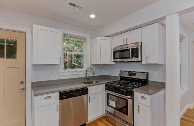 Photo of 721 Parker St.