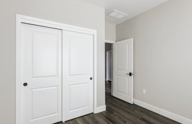 2806 East Alluvial Avenue Unit C12