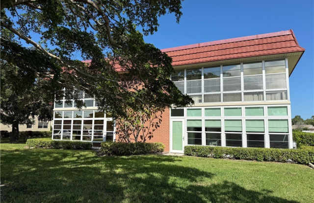 Photo of 31 Pine Arbor Lane unit: 206