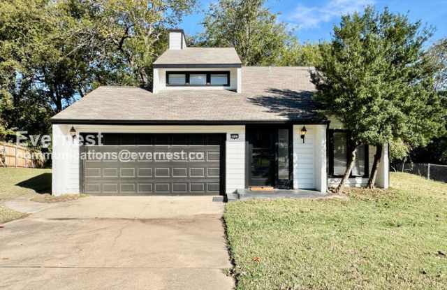 Photo of 5117 South Lions Avenue