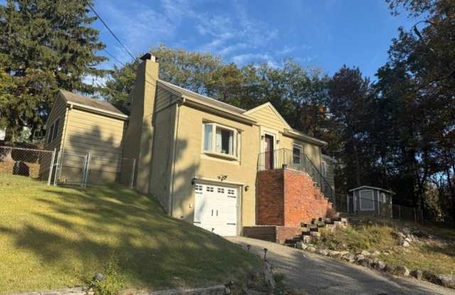 980 Black Oak Ridge Rd