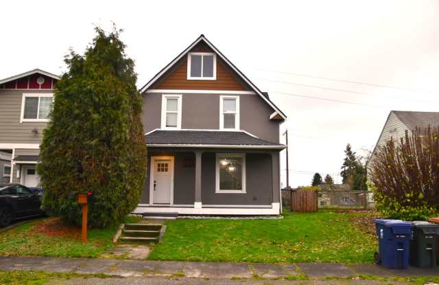 Fully Updated 3 Bedroom 2 Bath Tacoma 2 Story