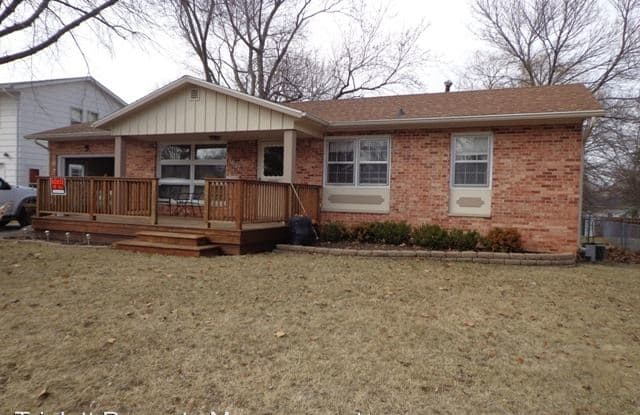 4027 Ross Road - 4027 Ross Road, Ames, IA 50014