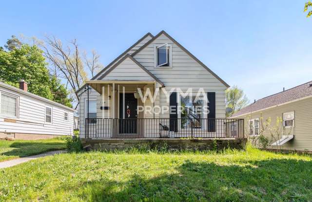 3 Bedroom, 2 Full Bath Single Family Home - Available March 2024 - 738 Dickinson Street Southeast, Grand Rapids, MI 49507