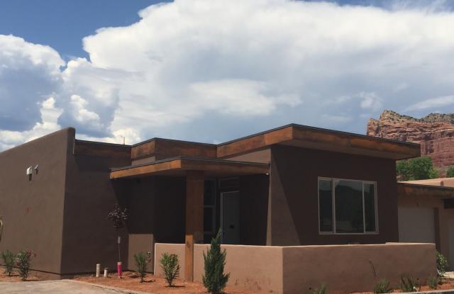 Photo of CONDO - VOC - ENERGY EFFICIENT  SUSTAINABLE DESIGN