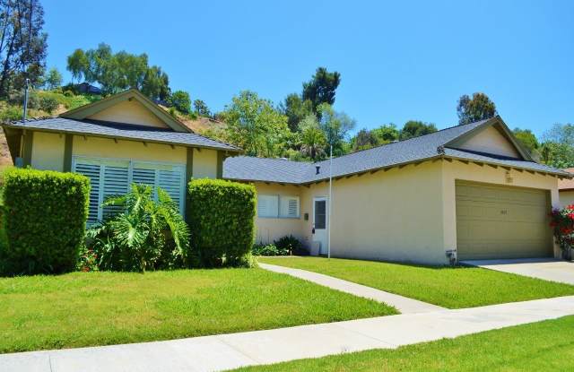 RARELY AVAILABLE- Your Campanile Oasis awaits! POOL