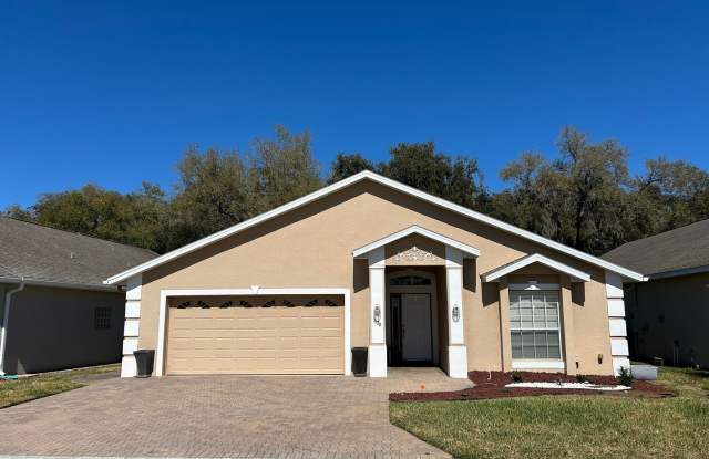 Age 55+ community of Ridgewood Lakes