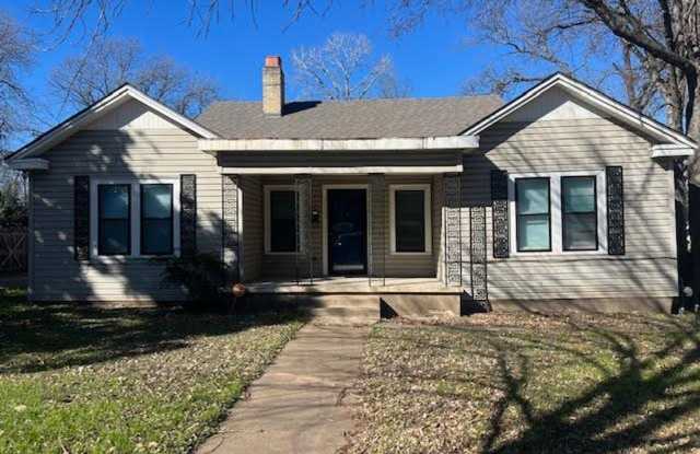 Photo of 3619 Fort Ave