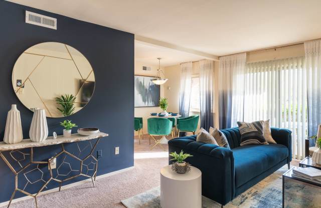 Photo of Foxfire Apartments