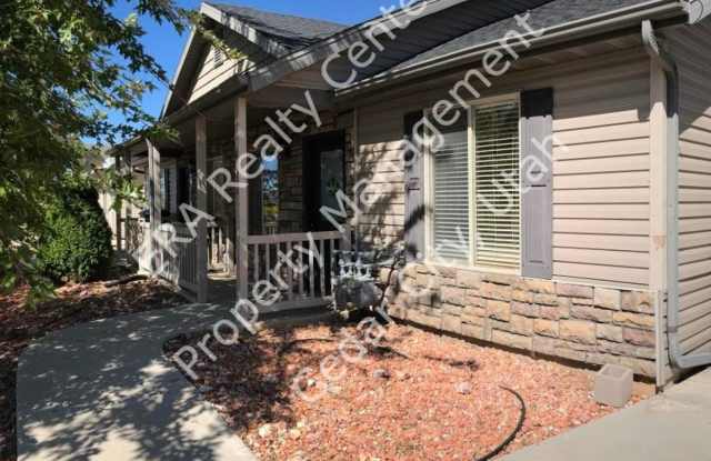 2 Bedroom 1 bath Twin Home in a Great Area