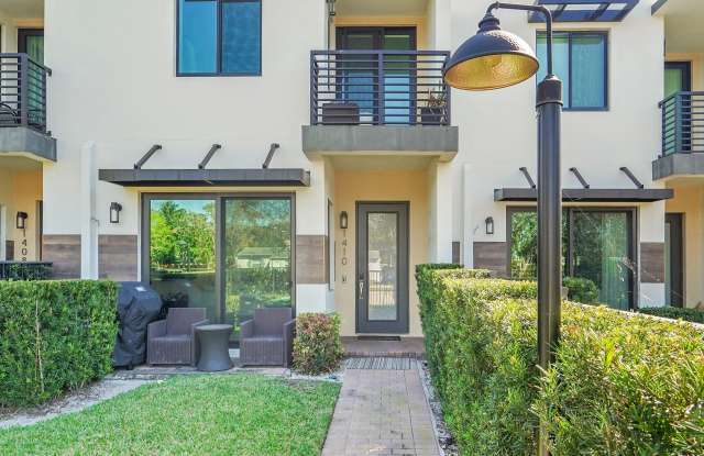 1410 SW 4th Avenue unit: 1410