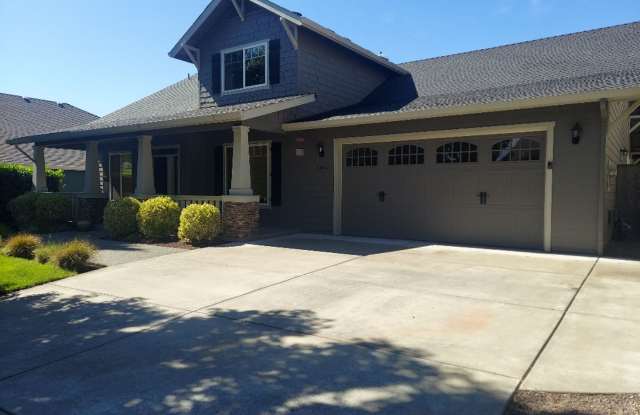 Photo of Hard to find 4 bedroom, 3 bath home in Medford!