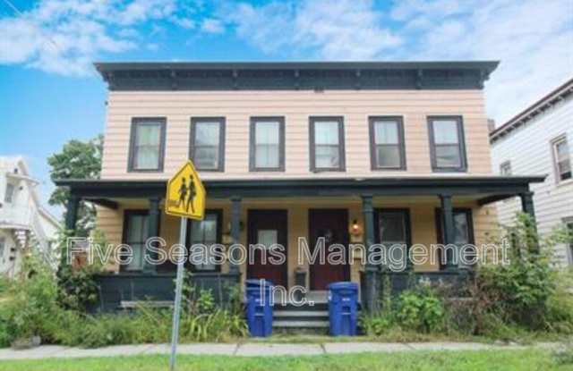 100-2 North Champlain Street