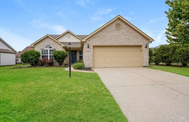 925 Maple Lake Way - 925 Maple Lake Way, Brownsburg, IN 46112