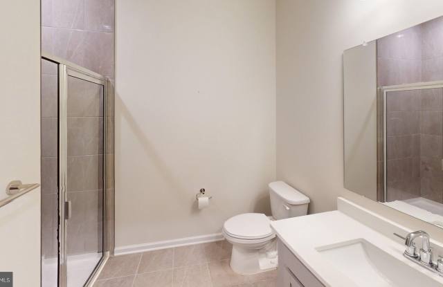 714 PARKER Boulevard